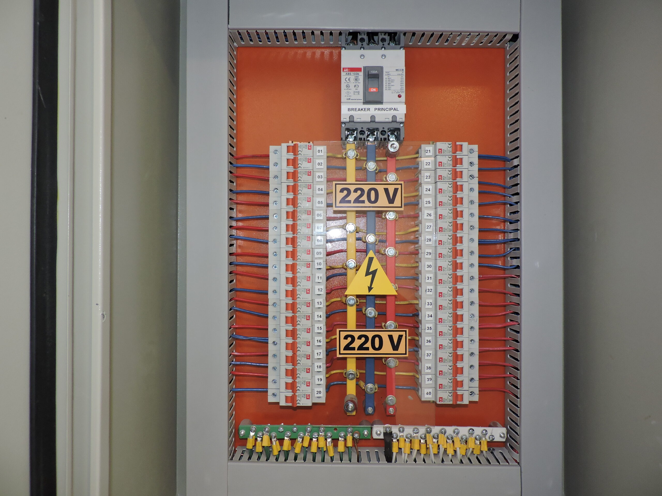 ELECTRICIDAD